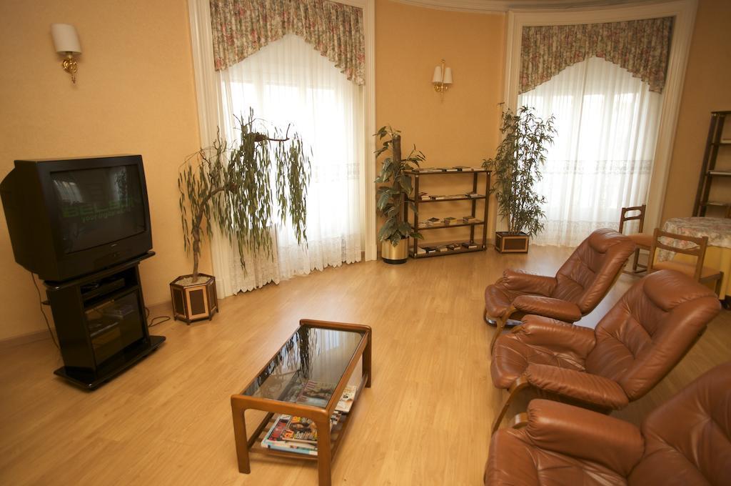 Hostal Andorra Мадрид Екстериор снимка